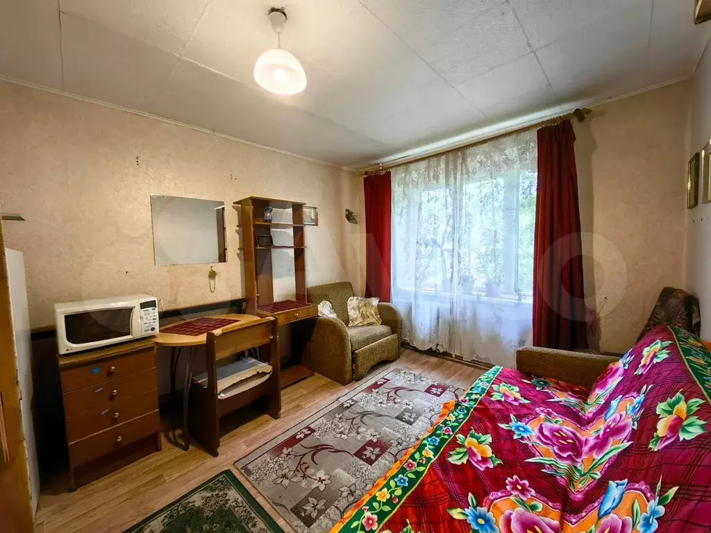 Комната 12,8 м в 4-к., 4/5 эт. - Фото 1