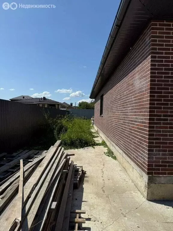 Дом в Краснодар, ДНТ Новознаменский, Малахитовая улица, 26 (180 м) - Фото 1