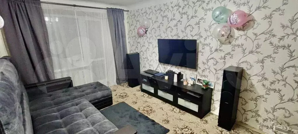 3-к. квартира, 55 м, 2/4 эт. - Фото 0