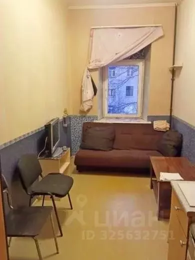 Комната Санкт-Петербург ул. Маринеско, 6 (9.0 м) - Фото 1