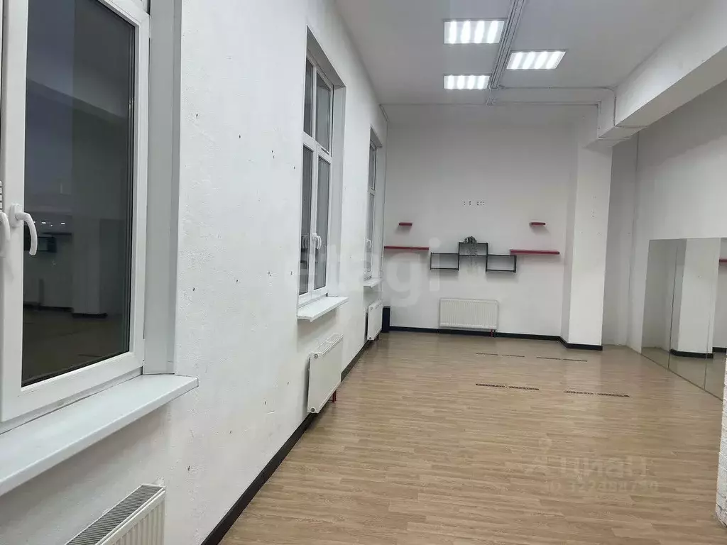 Торговая площадь в Санкт-Петербург пос. Парголово, ул. Архитектора ... - Фото 1