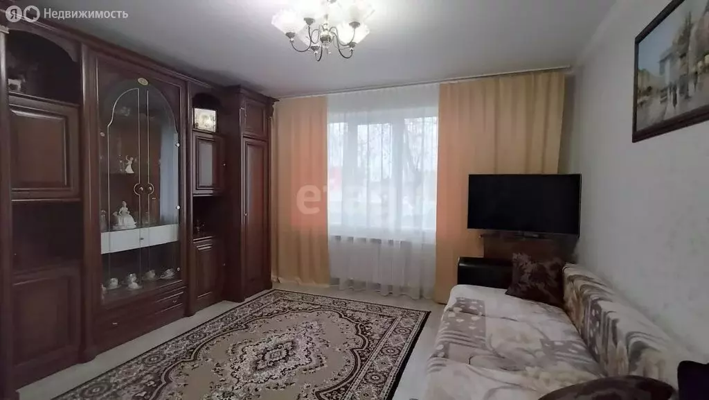 2-комнатная квартира: Ирбит, улица Белинского, 2 (41.9 м) - Фото 1
