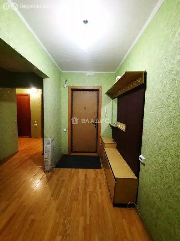 3-комнатная квартира: Белгород, улица Есенина, 52 (68.7 м) - Фото 2