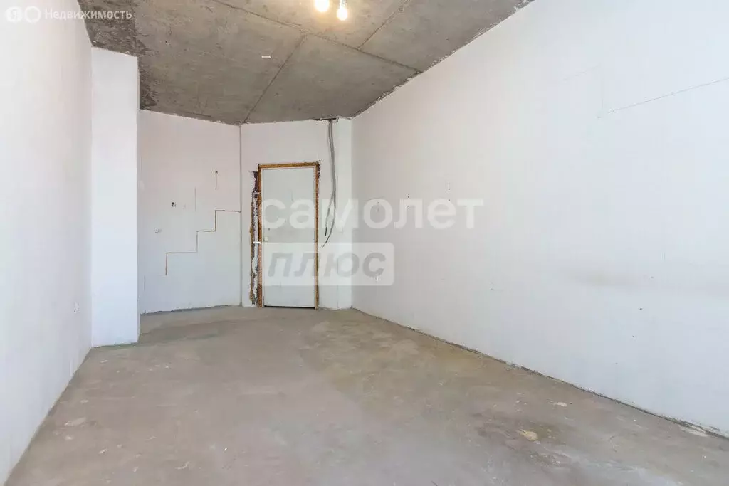 4-комнатная квартира: Уфа, улица Заки Валиди, 58 (107 м) - Фото 1