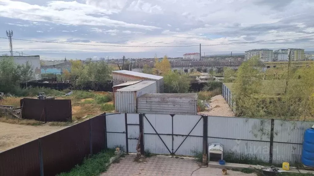 Участок в Саха (Якутия), Якутск Ильменская ул. (10.0 сот.) - Фото 0