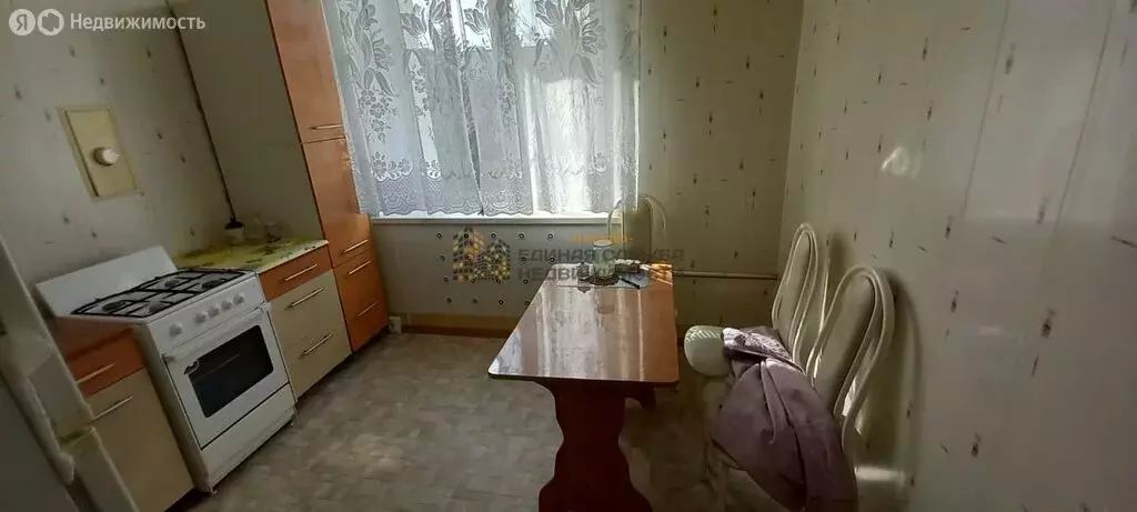 1-комнатная квартира: Уфа, улица Космонавтов, 5 (36 м) - Фото 0