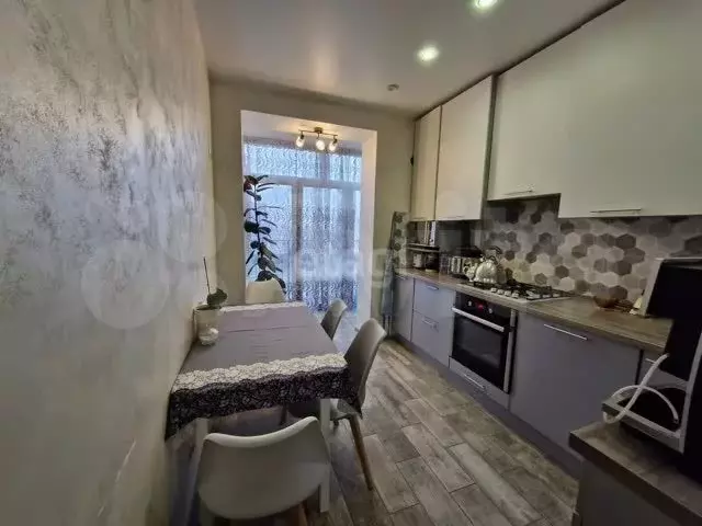 3-к. квартира, 80 м, 6/6 эт. - Фото 0