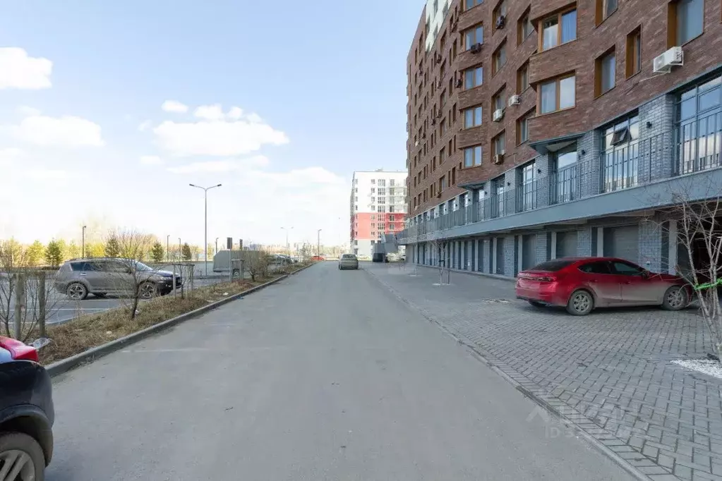 Гараж в Тюменская область, Тюмень ул. Краснооктябрьская, 14 (14 м) - Фото 1