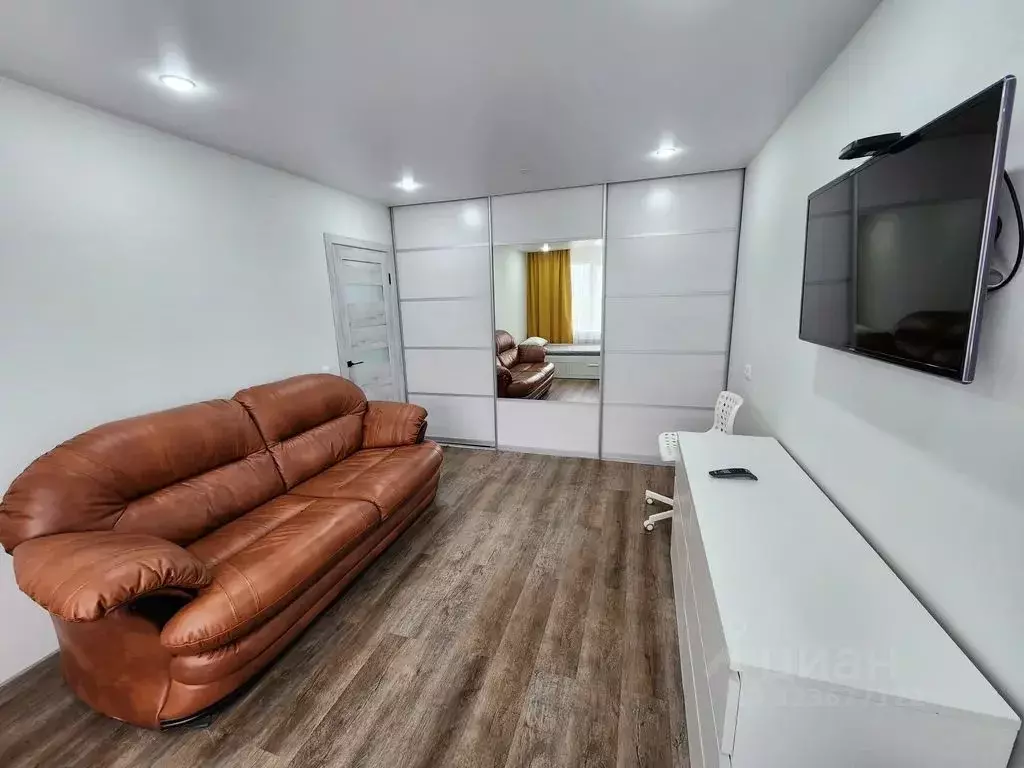 1-к кв. Ямало-Ненецкий АО, Новый Уренгой Молодежная ул., 13 (40.0 м) - Фото 2