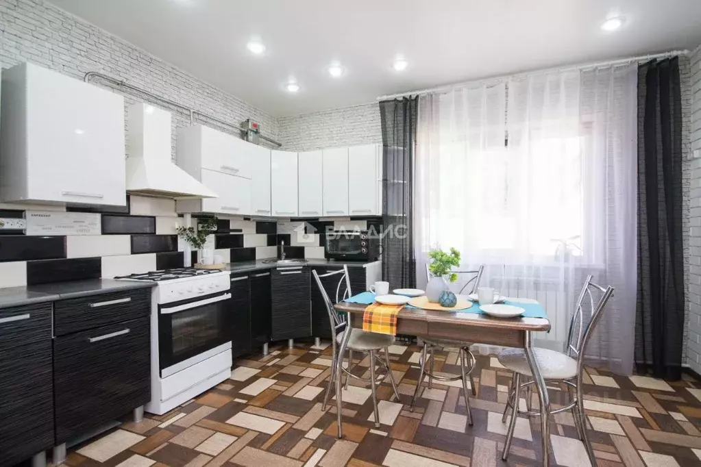 Дом в Саратовская область, Балаково ул. Свердлова, 135 (103 м) - Фото 2