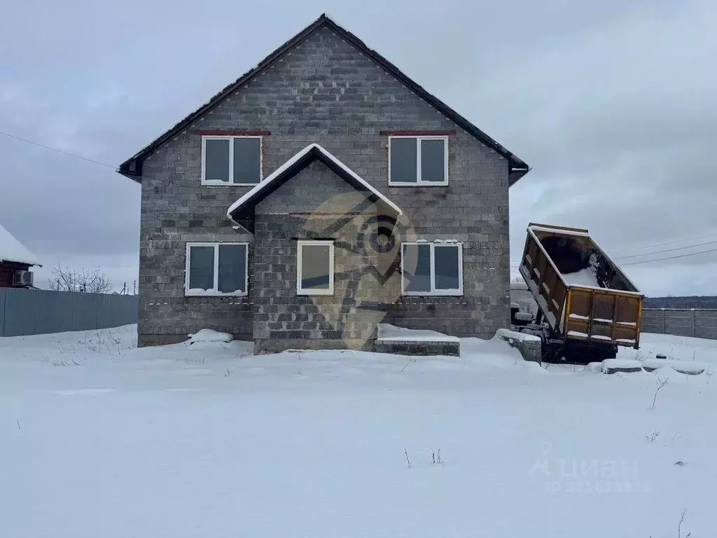 Дом в Белгородская область, Старооскольский городской округ, с. Озерки ... - Фото 1