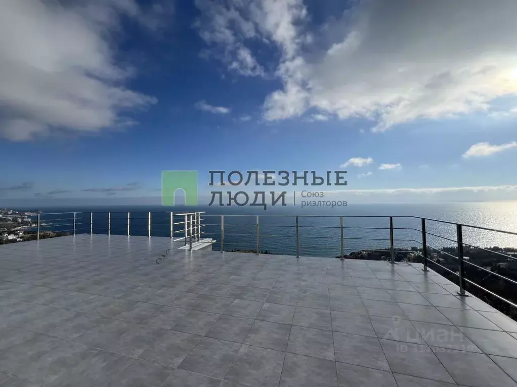 Дом в Крым, Алупка Ялта городской округ, ул. Калинина (351 м) - Фото 0