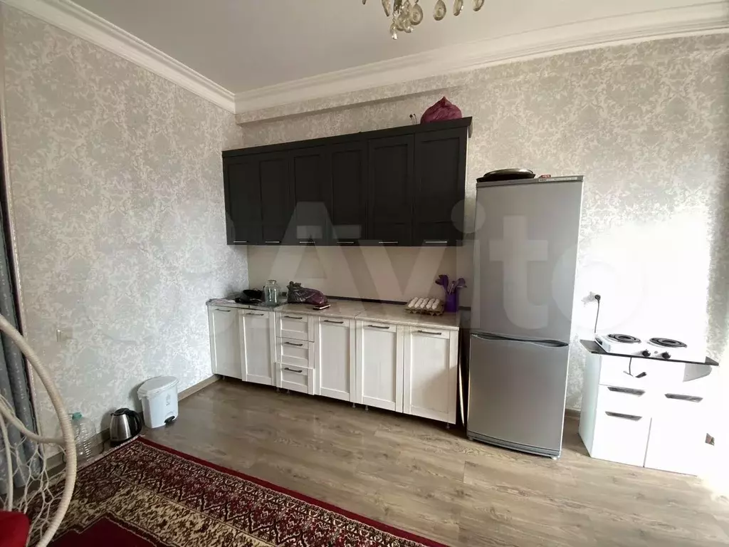 2-к. квартира, 90 м, 8/10 эт. - Фото 1