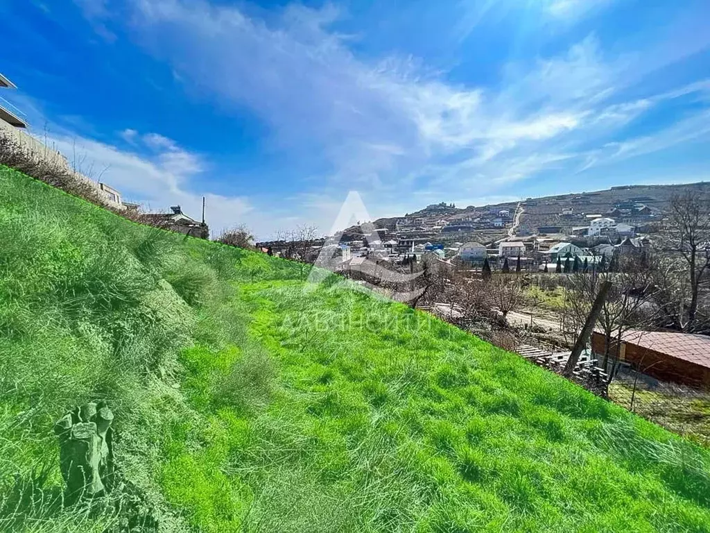 Участок в Крым, Алушта муниципальный округ, с. Солнечногорское ул. ... - Фото 2