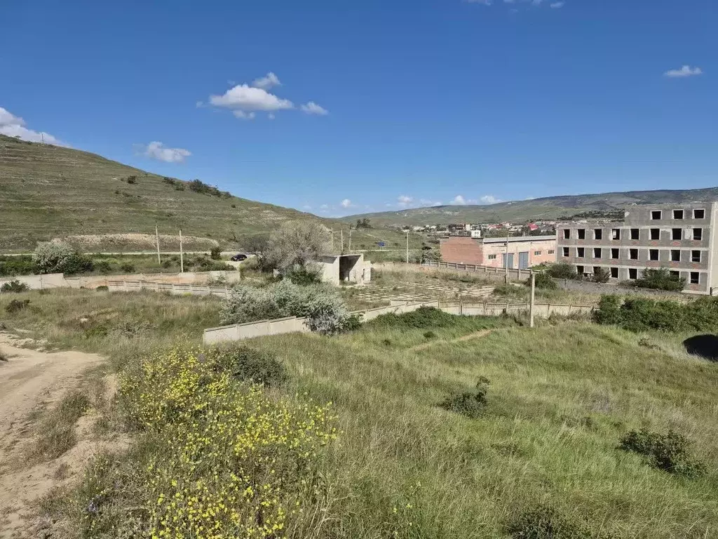 Участок в Крым, Феодосия муниципальный округ, Орджоникидзе пгт ул. ... - Фото 1