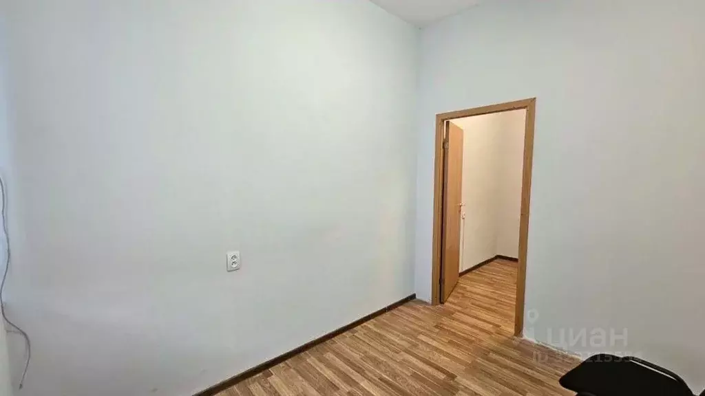 Офис в Новгородская область, Великий Новгород ул. Германа (60 м) - Фото 1