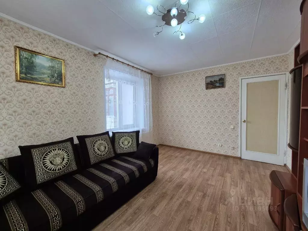 2-к кв. Омская область, Омск ул. Маяковского, 44 (44.0 м) - Фото 1
