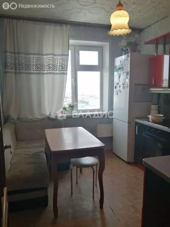 2-комнатная квартира: 6-й микрорайон, 14 (52.3 м) - Фото 1