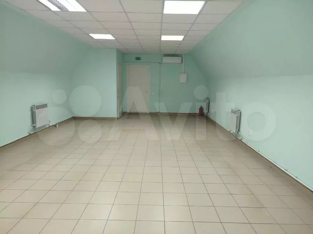 Аренда помещения свободного назначения 48,7 м2 в центре - Фото 1