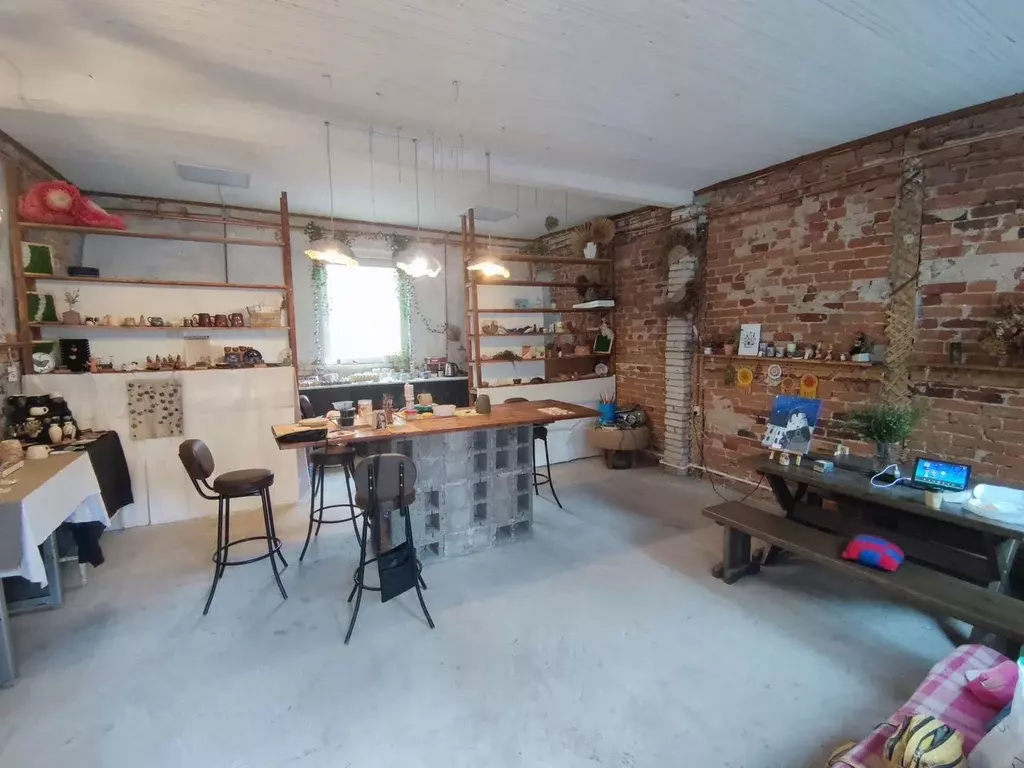 Помещение свободного назначения в Ленинградская область, Выборг ул. ... - Фото 1