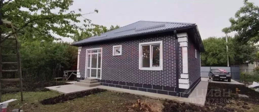 Дом в Ростовская область, Ростов-на-Дону Линейная ул., 73 (110 м) - Фото 1