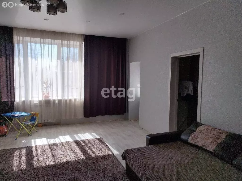3-комнатная квартира: Абакан, улица Карла Маркса, 16 (76.4 м) - Фото 1