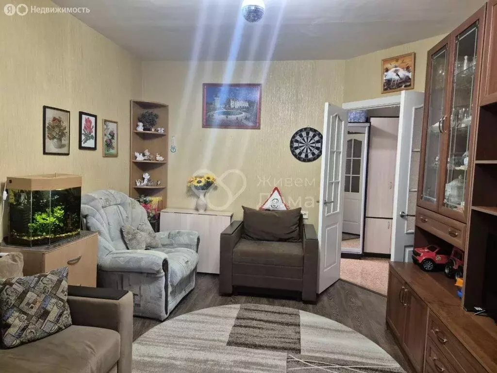 3-комнатная квартира: Волгоград, улица Маршала Воронова, 6 (78 м) - Фото 2