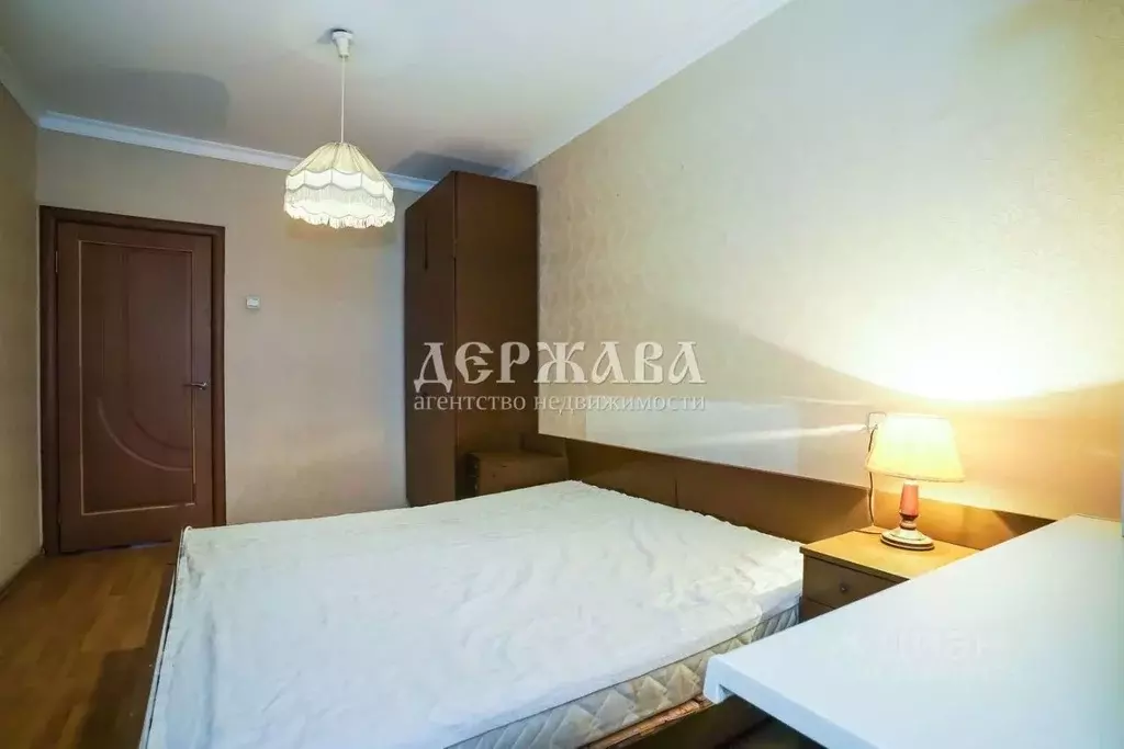 3-к кв. Белгородская область, Старый Оскол Жукова мкр, 52 (62.5 м) - Фото 2