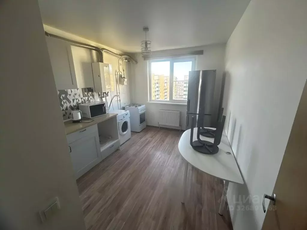 2-к кв. Адыгея, Тахтамукайский район, Яблоновский пгт ул. Гагарина, ... - Фото 2