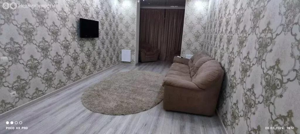 2-комнатная квартира: Владикавказ, улица Астана Кесаева, 39 (80 м) - Фото 0