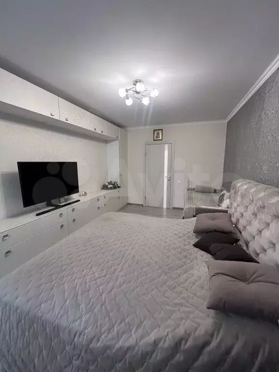 3-к. квартира, 90 м, 2/10 эт. - Фото 1