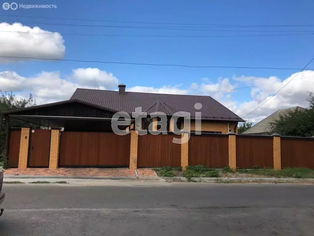 Дом в Шебекино, улица Чкалова (261 м) - Фото 2