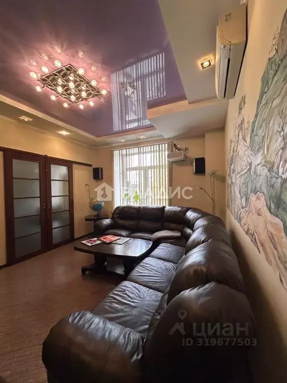 3-к кв. Санкт-Петербург пер. Ногина, 4к2 (111.92 м) - Фото 0