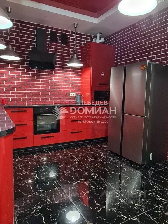 Дом в Ростовская область, Новочеркасск Декоративная ул., 10 (170 м) - Фото 2