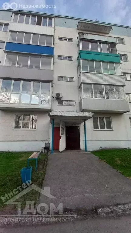 3-комнатная квартира: Киселёвск, Весенняя улица, 2 (66.3 м) - Фото 0