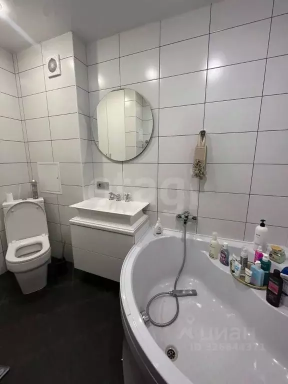 2-к кв. Брянская область, Брянск Советская ул., 100 (53.3 м) - Фото 1