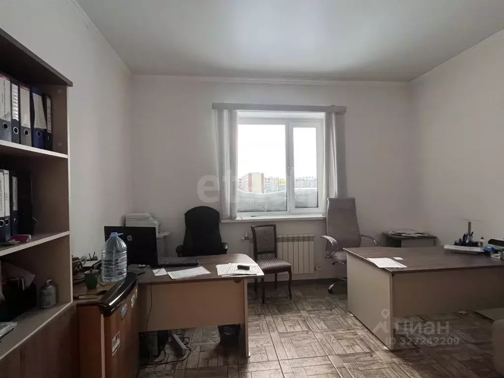 Таунхаус в Ямало-Ненецкий АО, Новый Уренгой Строителей мкр, 6к3 (181 ... - Фото 1