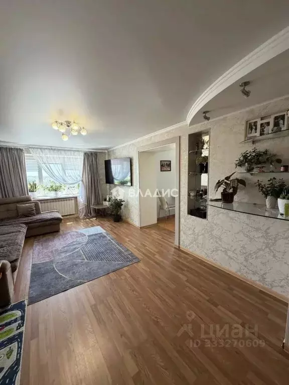 3-к кв. Белгородская область, Белгород ул. Есенина, 32 (80.5 м) - Фото 2