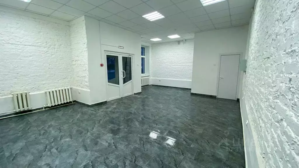 Помещение свободного назначения в Курганская область, Курган ул. ... - Фото 0