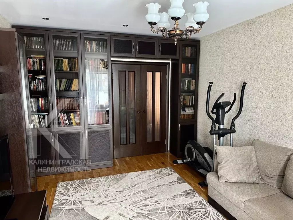 3-к кв. Калининградская область, Калининград ул. Олега Кошевого, 22 ... - Фото 2