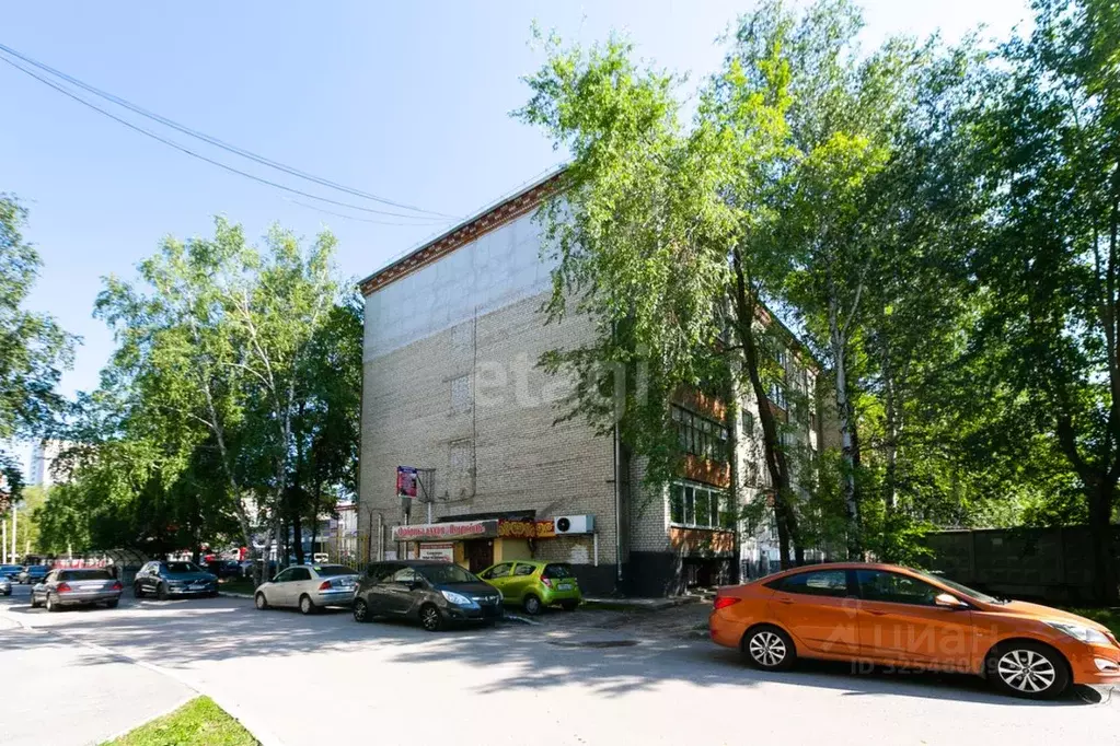 Помещение свободного назначения в Тюменская область, Тюмень ул. ... - Фото 1