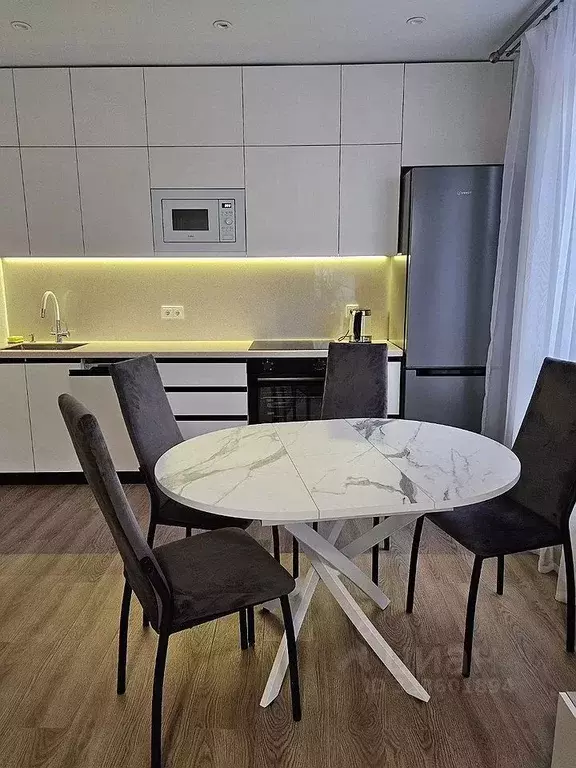 3-к кв. Москва Очаковское ш., 5к4 (55.0 м) - Фото 1