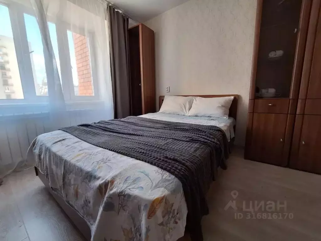 1-к кв. Чувашия, Чебоксары Хевешская ул., 5к1 (42.0 м) - Фото 0