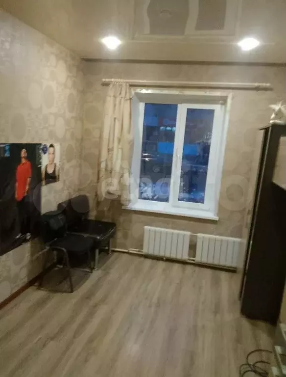 Комната 13,7 м в 6-к., 1/2 эт. - Фото 1