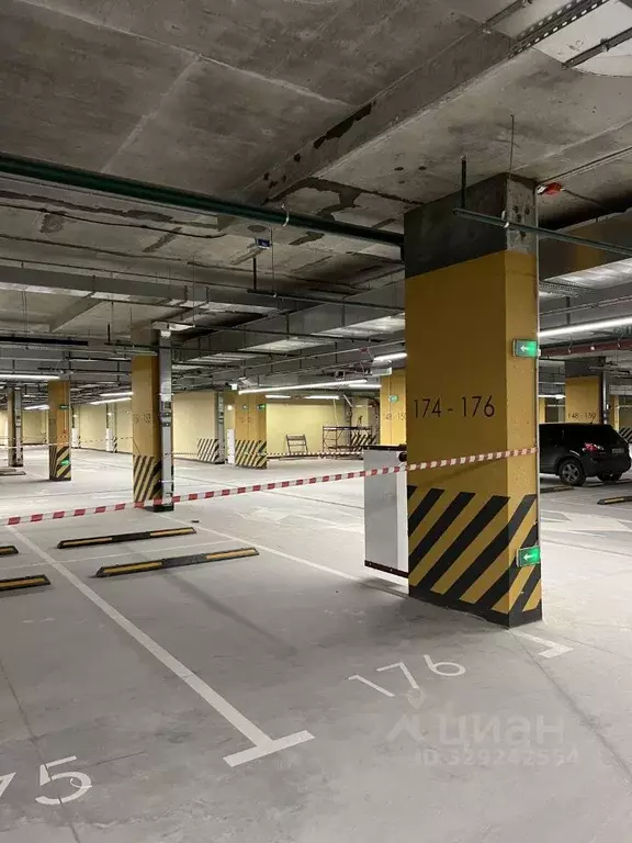 Гараж в Москва Строительный проезд, 9к1 (13 м) - Фото 1