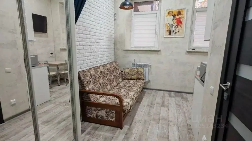 Студия Крым, Ялта туп. Таврический, 6 (15.0 м) - Фото 1