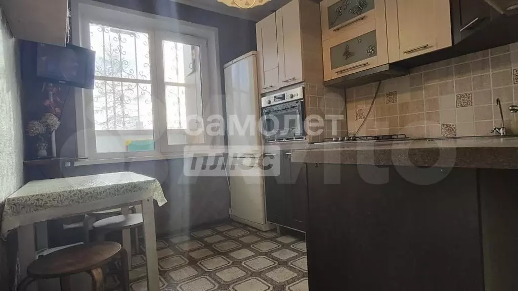 2-к. квартира, 47 м, 2/9 эт. - Фото 1