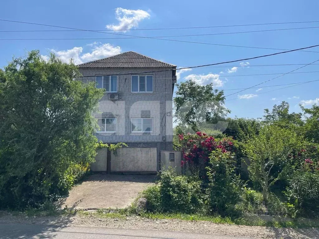 Дом в Краснодарский край, Горячий Ключ Березовая ул. (214 м) - Фото 0