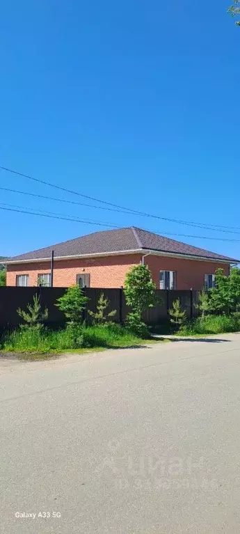 Дом в Саратовская область, Соколовый рп ул. Танкистская, 3Б (319 м) - Фото 0