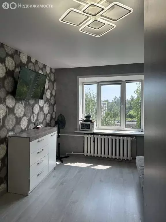 1к в 8-комнатной квартире (17.5 м) - Фото 0